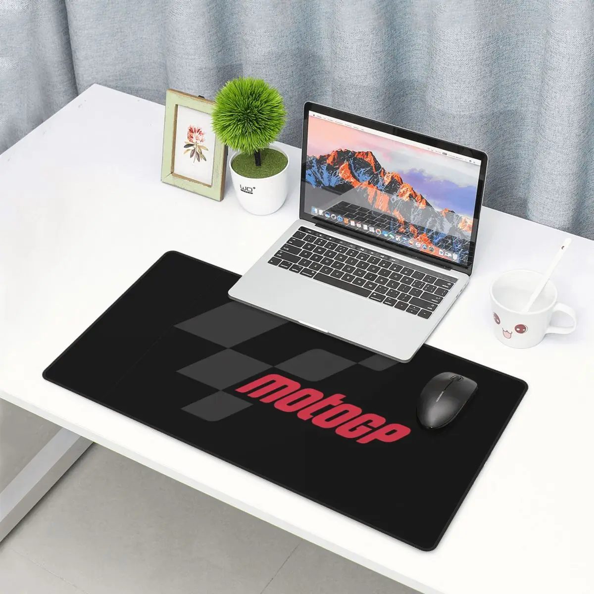 Large Mouse Pad Moto GP Logo E - Gaming Laptop Essential Accessories ulasan dan harga